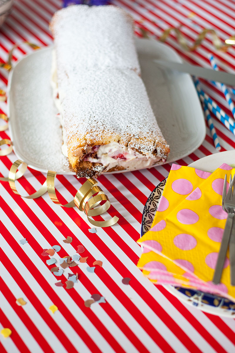 kindergeburtstag feier mit rezept biscuittorte