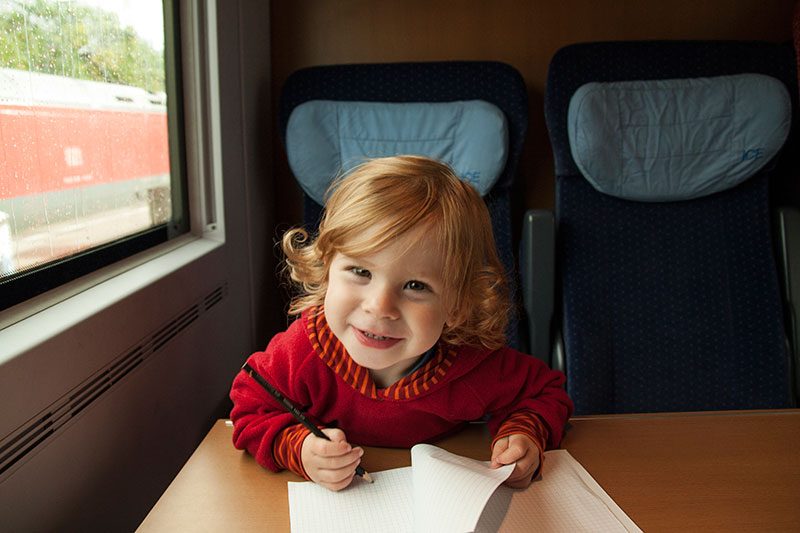 travel with kids bahnfahren