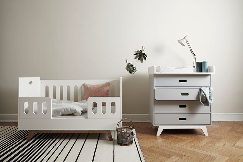 MIMM Babybett weiss Kommode